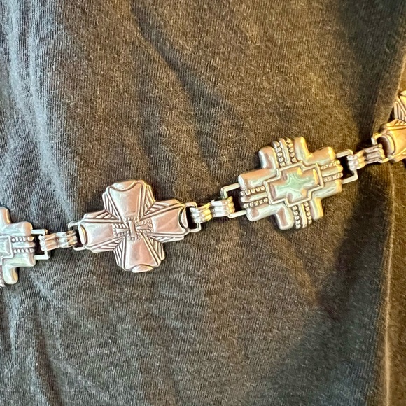 Lucky Brand Southwestern Cross Chain Belt - Picture 3 of 5